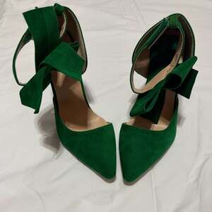 MMJULY Emerald Green Suede Pointed Toe Bow Ankle Strap Stiletto Heels
